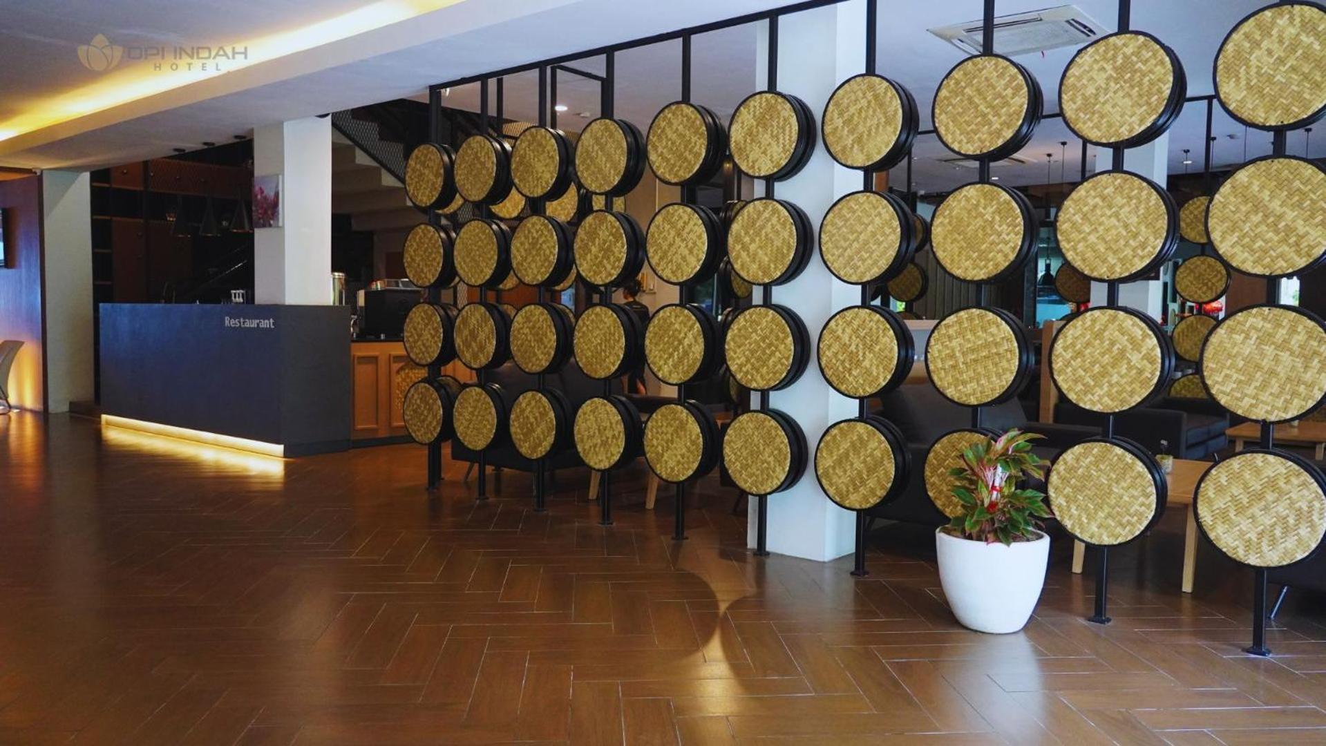 Opi Indah Hotel