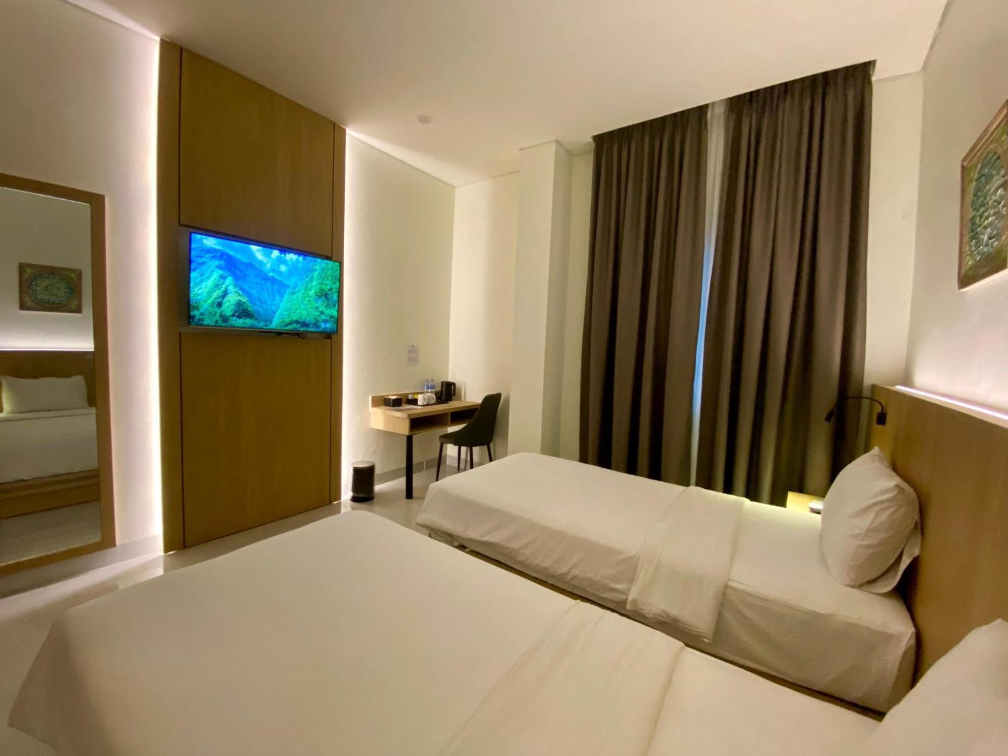 Opi Indah Hotel